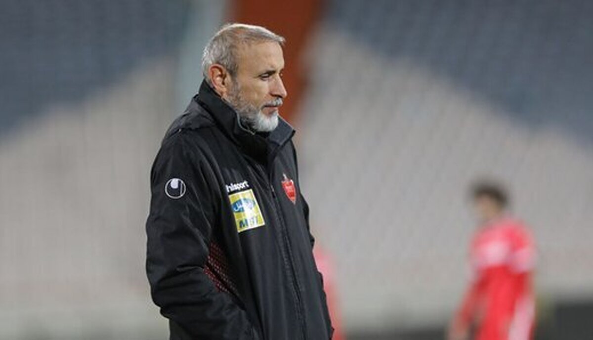 سرمربی پرسپولیس برای خرید یک مهاجم خارجی تردید دارد.