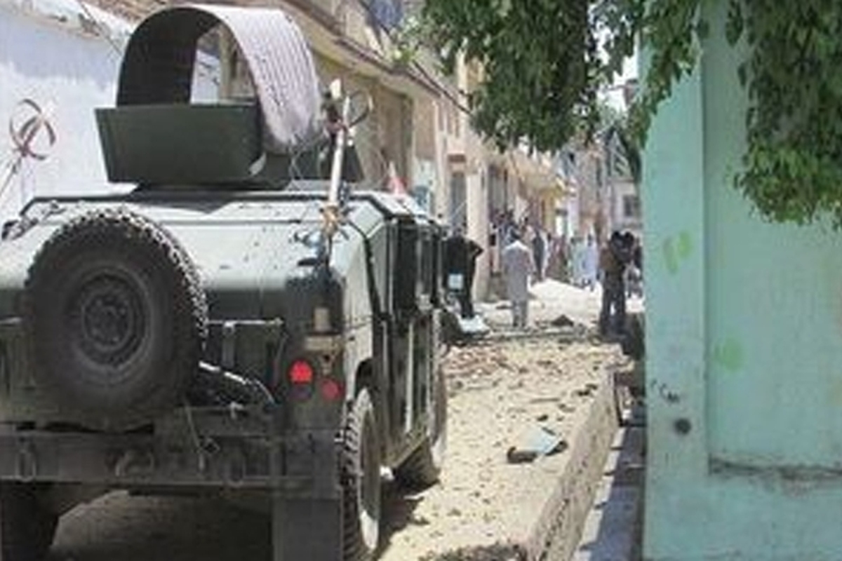 رسانه های افغانستان اعلام کردند که انفجاری در قندهار رخ داده است و بر اثر آن ۲ نفر کشته شده اند.