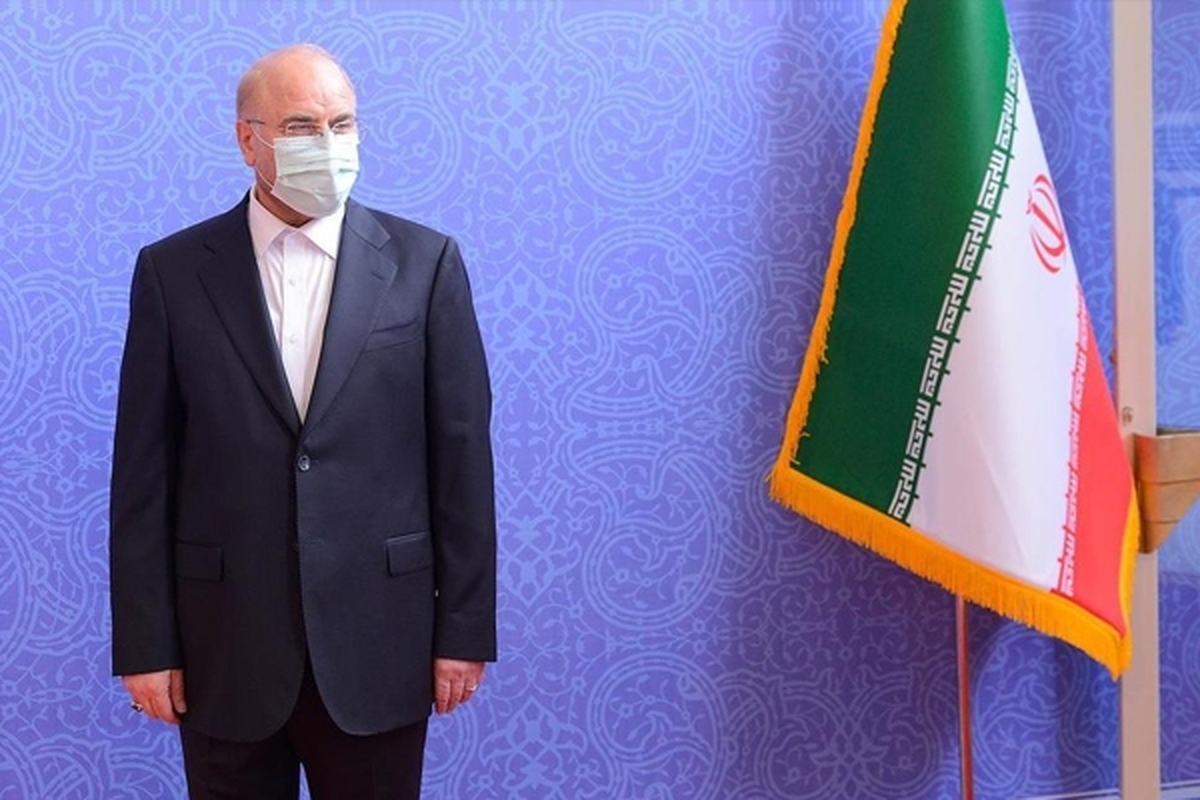رئیس مجلس شورای اسلامی با ابراز امیدواری از اینکه ایران و جمهوری آذربایجان می‌توانند در صحنه منطقه‌ای و جهانی روابط خوبی با هم داشته باشند، گفت: هیچگونه تغییرات ژئوپلیتیکی را در مرز نمی‌پذیریم.