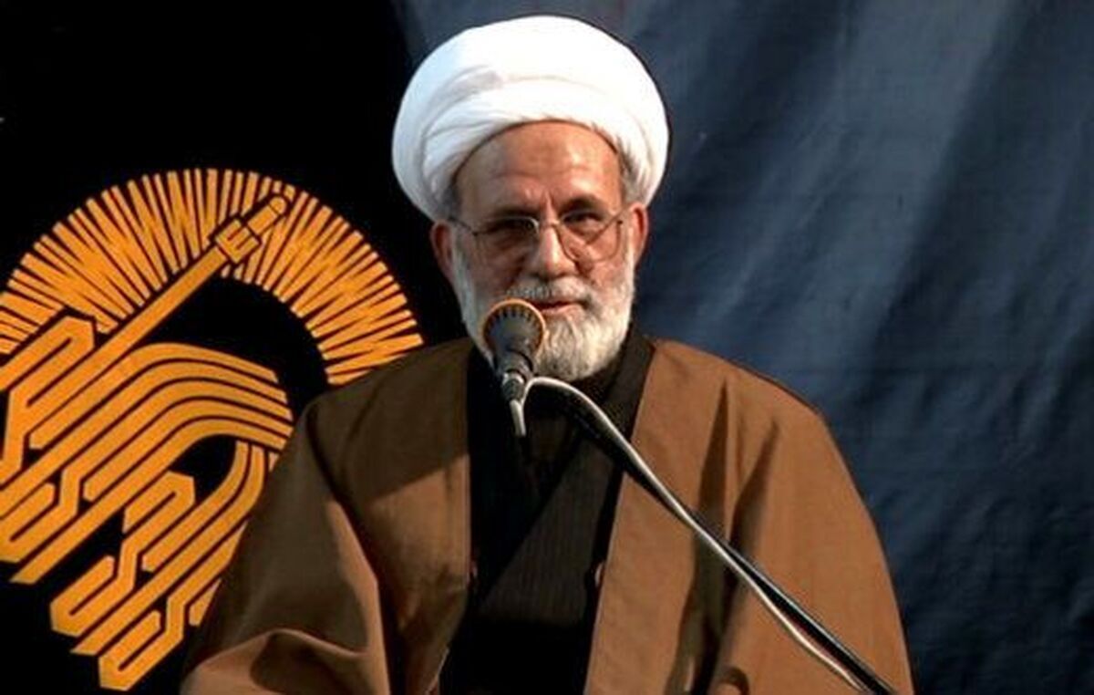 حجت الاسلام محمدباقر فرزانه گفت: نظام اسلامی ایران شرایط اجرای کامل اصول دین و اسلام را فراهم کرده است که حفظ خانواده و حفظ بنیان آن از آن جمله است.