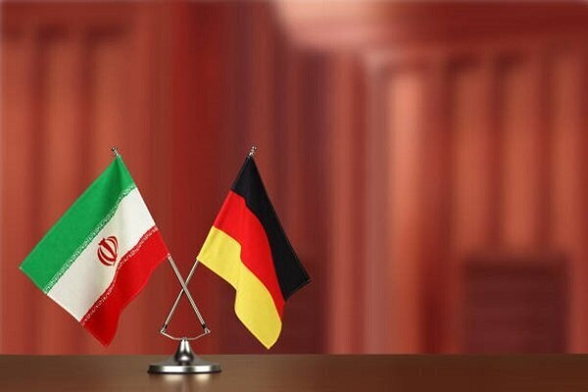 آسوشیتدپرس مدعی شده دولت آلمان روز جمعه رسماً اعلام کرد ضمانت‌های مربوط به سرمایه‌گذاری و اعتبار صادرات با ایران را به حالت تعلیق درآورده است.