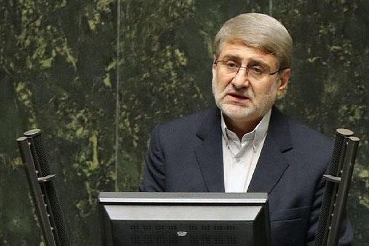 نماینده تبریز در مجلس گفت: آموزش علمی و تکمیلی مورد رضایت وزارت علوم انطباقی با نیاز کشور و شرایط اقتصادی ندارد از سوی دیگر محدودیت‌هایی برای مراکز آموزشی فنی و مهارت آموزی و آموزش علمی و کاربردی ایجاد می‌کند که لازم است تقویت، رعایت استاندارد و رسمیت دادن به آموزش کاربردی لحاظ شود که متاسفانه چنین نیست.