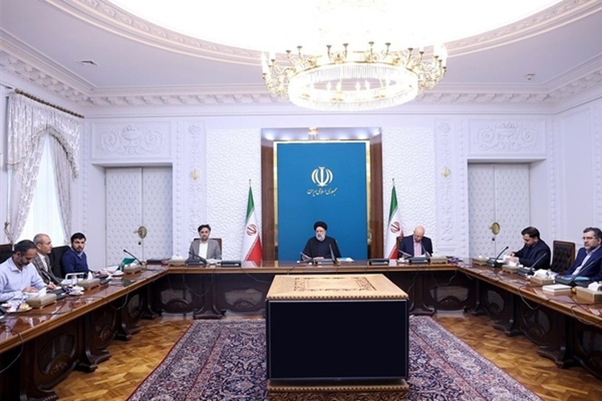 عصر امروز دومین جلسه شورای راهبری فناوری‌ها و تولیدات دانش‌بنیان باحضور رئیس‌جمهور برگزار شد و تصویب شد تا سرمایه صندوق نوآوری و شکوفایی به ۱۰۰ هزار میلیارد تومان افزایش یابد.