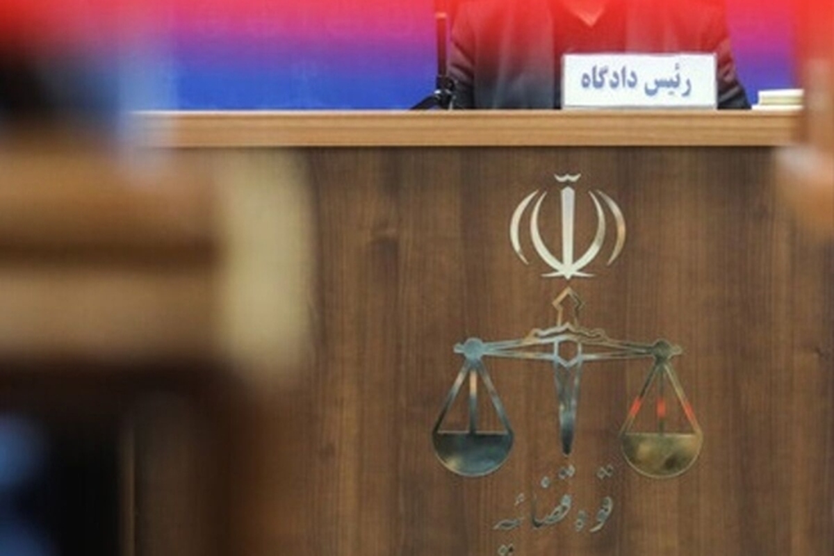 مرکز رسانه قوه قضاییه اعلام کرد: علیرضا اکبری به جرم  افساد فی‌الارض و اقدام گسترده علیه امنیت داخلی و خارجی کشور از طریق انتقال اطلاعات به اعدام محکوم شد.