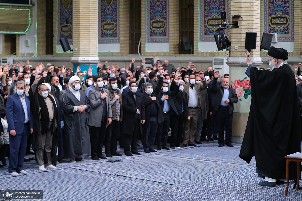 در آستانه سالروز ولادت با سعادت حضرت فاطمه زهرا (س) جمعی از مداحان و شاعران اهل‌بیت (ع) با رهبر انقلاب اسلامی دیدار کردند.