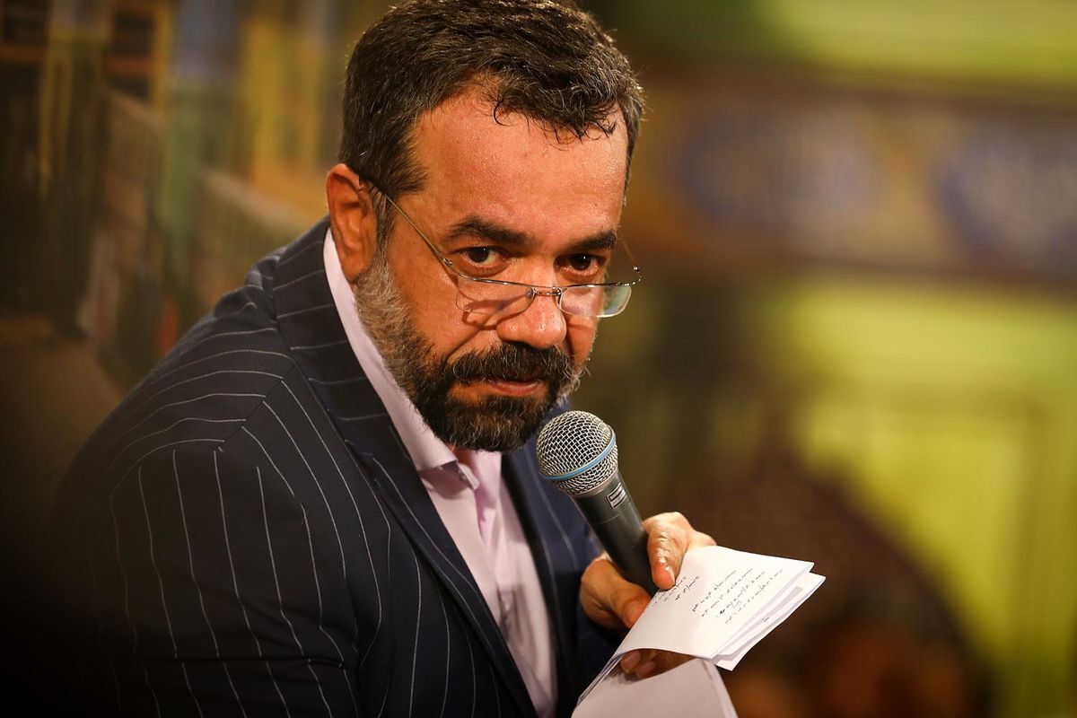 همزمان با فرا رسیدن بیستم جمادی‌الثانی، سالروز میلاد حضرت زهرا (س) مولودی خوانی مداح اهل بیت حاج محمود کریمی را مشاهده می‌کنید.