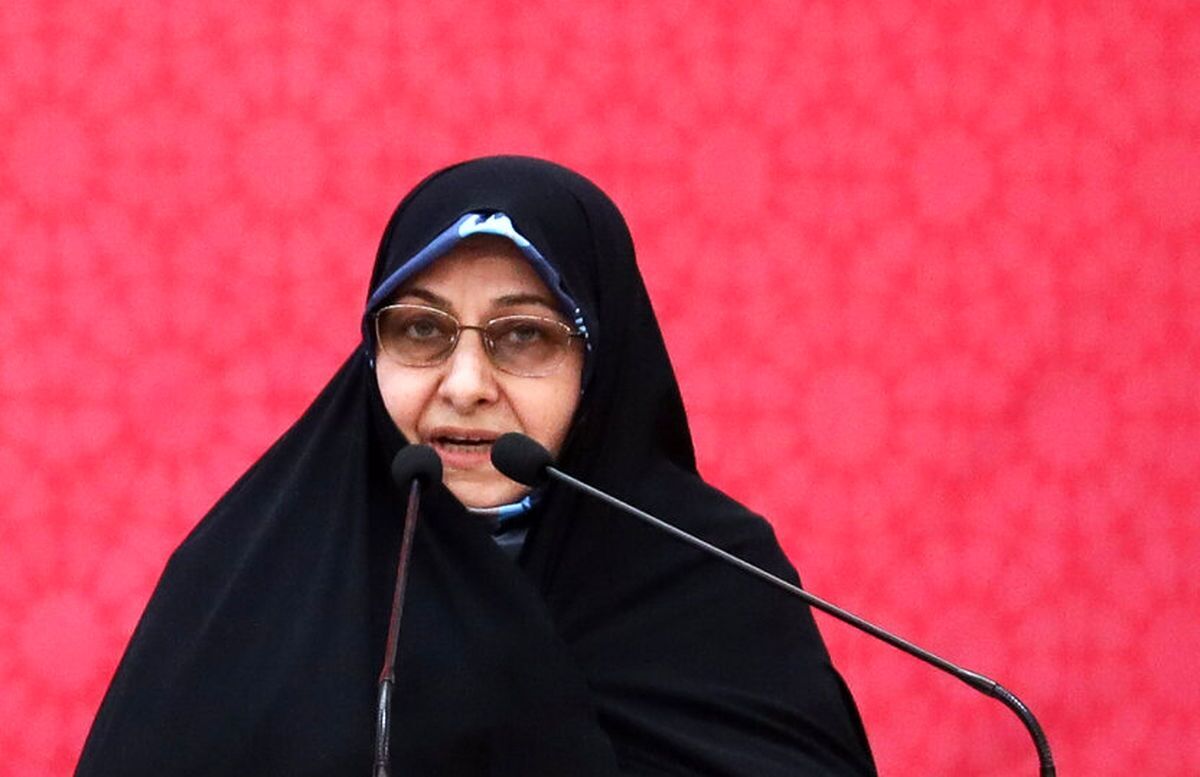 معاون رئیس جمهور در امور زنان و خانواده گفت:  طرح یارانه چادر و پوشش اسلامی مثل بسیاری از طرح‌های دیگر مردمی دریافت شده و در دست بررسی است و هیچ مصوبه‌ای ندارد.