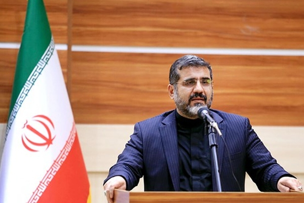 وزیر فرهنگ و ارشاد اسلامی از اعلام نظر هیٲت انتخاب جشنواره فیلم فجر تا دو روز آتی خبر داد.