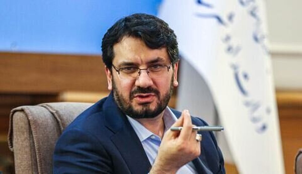 وزیر راه و شهرسازی ضمن عذرخواهی از مردم به‌دلیل مشکلات حمل‌ونقلی در روز‌های گذشته، گفت: باید با برنامه‌ریزی بهتر مشکلات را به حداقل می‌رساندیم.