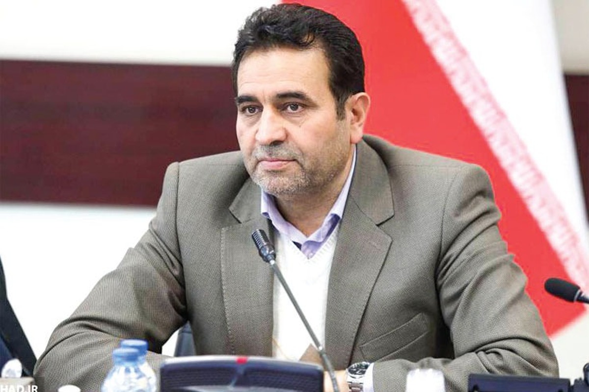 رئیس کمیسیون خدمات‌شهری و محیط‌زیست شورای شهر مشهد ریل‌گذاری شورای ششم برای توسعه خدمات‌شهری در مشهد را تشریح کرد.