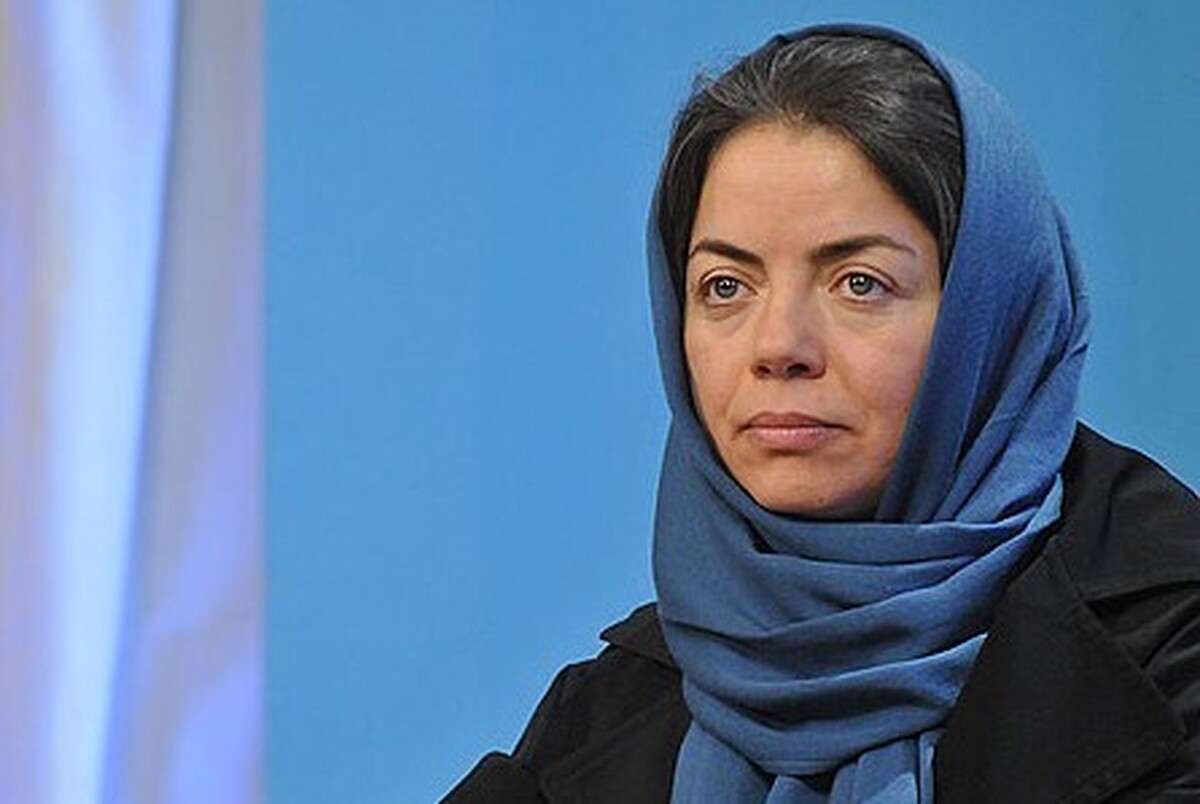 مهتاب نصیرپور، بازیگر تئاتر و سینمای ایران تصویری از برگه احضاریه خود به دادسرای زندان اوین را در اینستاگرام منتشر کرد که بر اساس آن باید در دادسرای اوین حاضر شود.