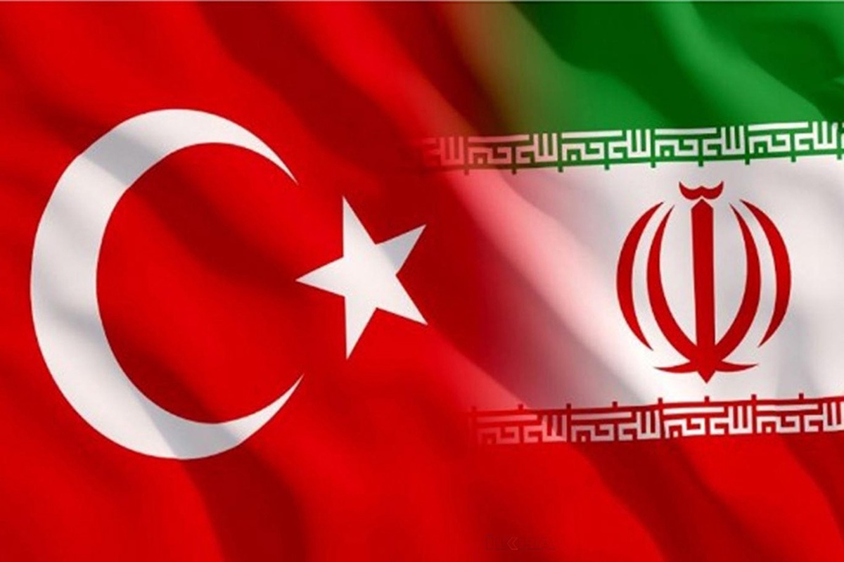 معاون کنسولی و امور ایرانیان وزارت خارجه گفت: در دیدار آقای مصطفی شنتوپ رئیس مجلس ترکیه با قالیباف موضوع مربوط به مسائل کنسولی ایرانیان ترکیه توسط رئیس مجلس شورای اسلامی مطرح شد و ما یک‌روز بعد شاهد بودیم مقامات وزارت خارجه ترکیه اعلام آمادگی کردند در این زمینه نشستی را داشته باشند.