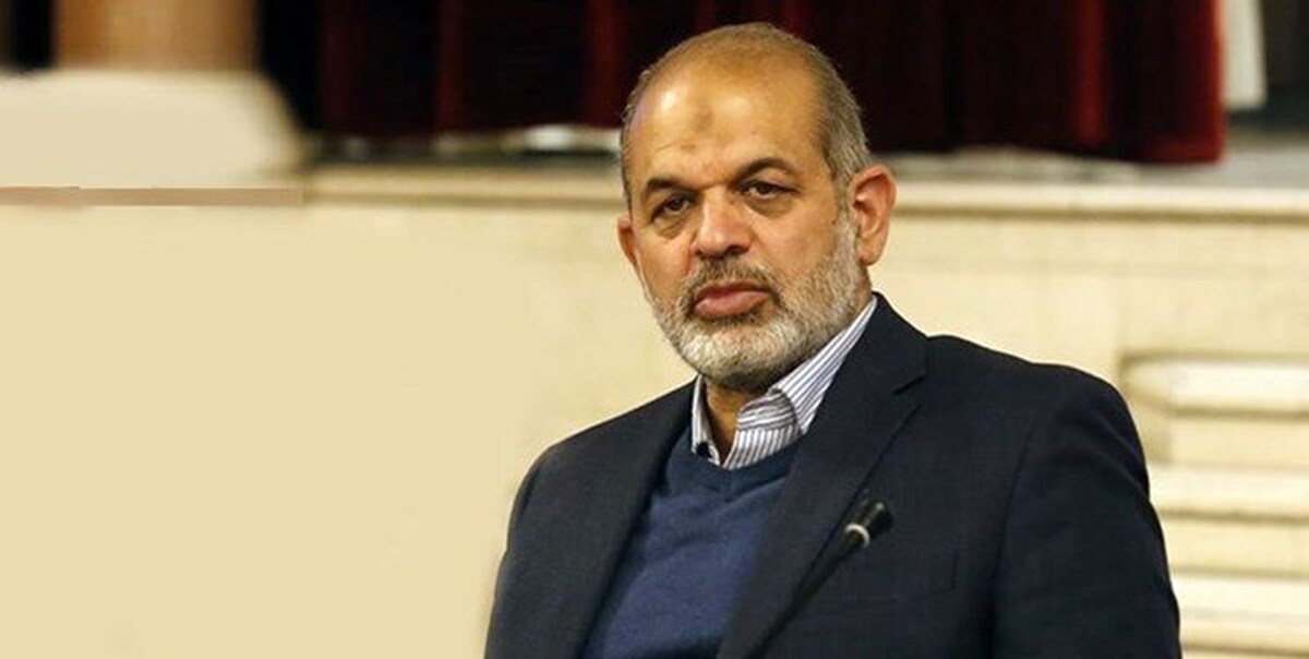 وزیر کشور به معاون عمرانی وزارت کشور دستور داد تا مسائل مطرح شده درباره فیش حقوقی یکی از اعضای دفتر عضو شورای شهر تهران را بررسی و نتیجه را گزارش کند.