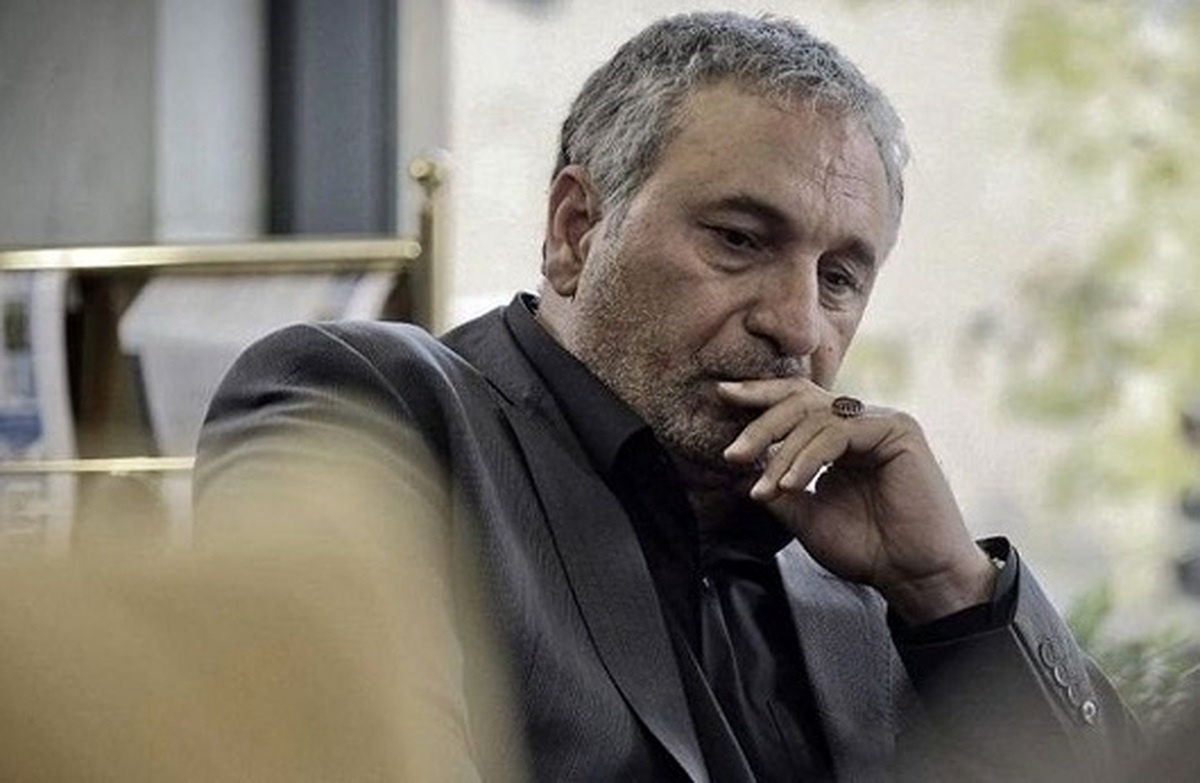 با وجود اینکه سریال «سقوط» با بازی حمید فرخ نژاد مجوز ساخت ندارد اما اخیرا خبر‌هایی تحت عنوان پخش این اثر در فضای‌مجازی دست به دست می‌شود.
