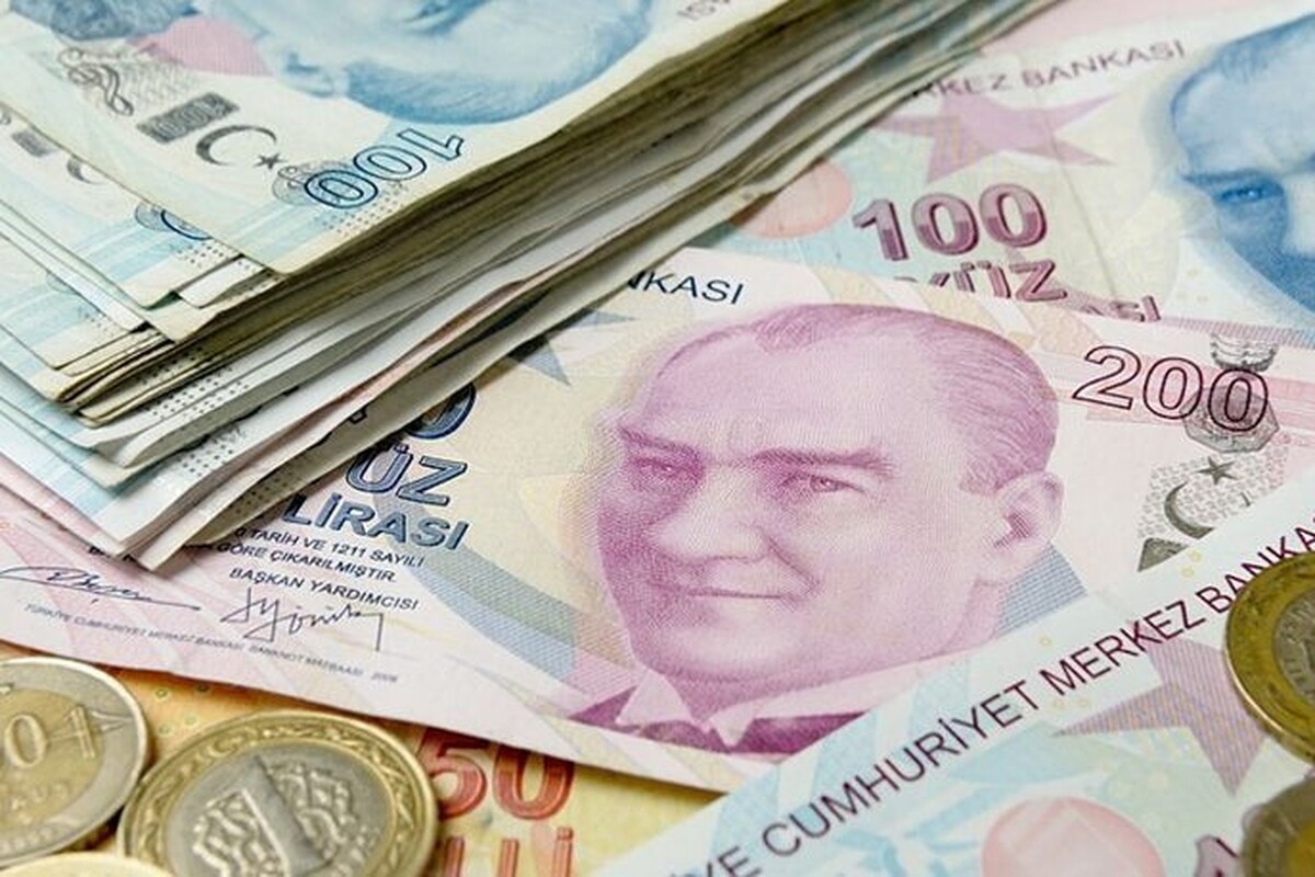 قیمت لیر ترکیه امروز نسبت به روز گذشته نوسان خاصی را تجربه نکرده است. این ارز در سال‌های گذشته تحت تاثیر سیاست‌های پولی اردوغان سقوط زیادی را تجربه کرده است.
