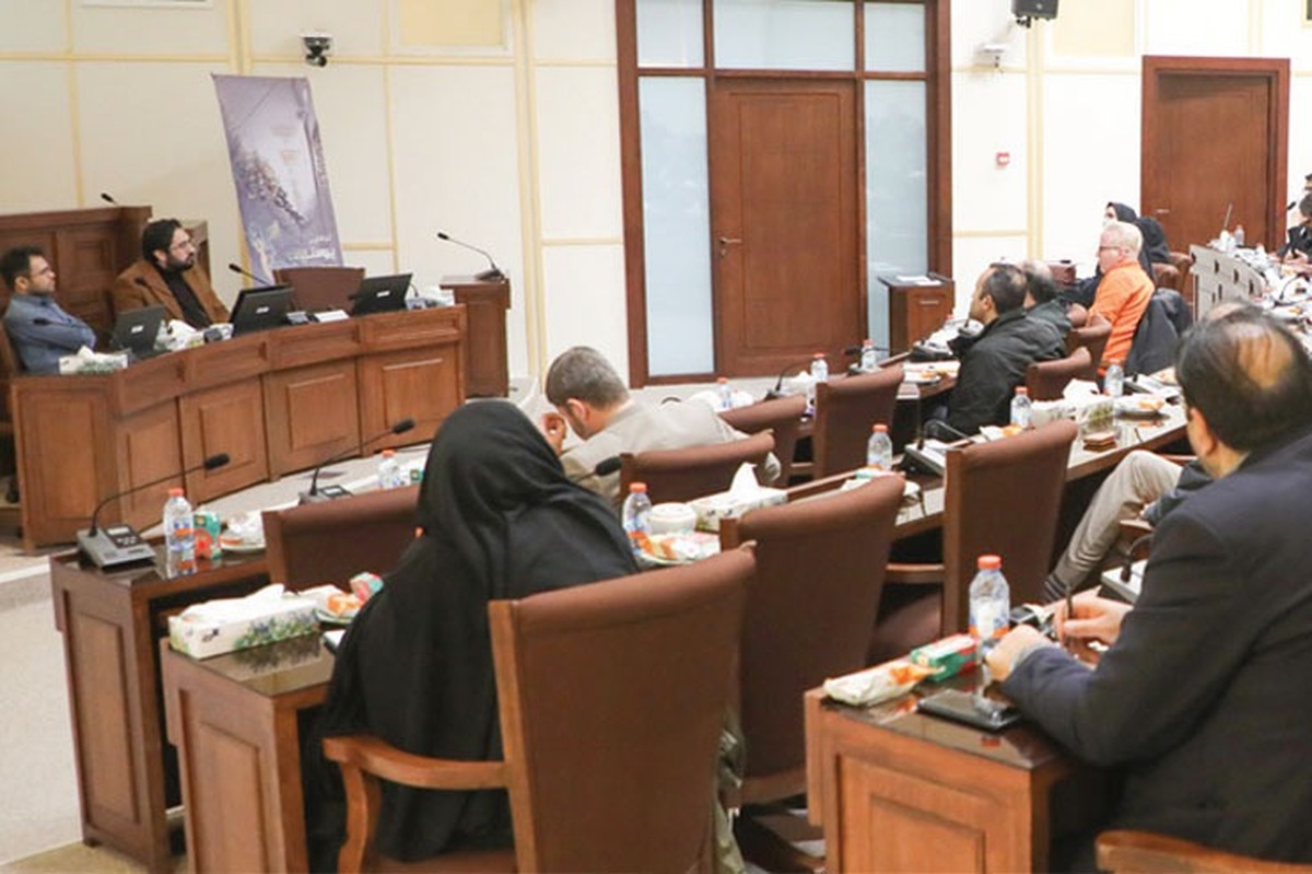 دومین میز تخصصی کارگاه آموزشی پیوست اجتماعی فرهنگی، به تشریح کاربست خروجی‌های پیوست فرهنگی در طراحی شهری پرداخت.