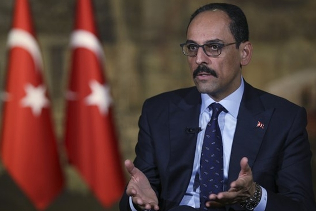 مشاور سیاست خارجی اردوغان، شبه‌نظامیان «پ‌ک‌ک» را مقصر ناآرامی خیابانی در پاریس پس از کشته شدن سه فرد کُرد در تیراندازی جمعه معرفی کرد.