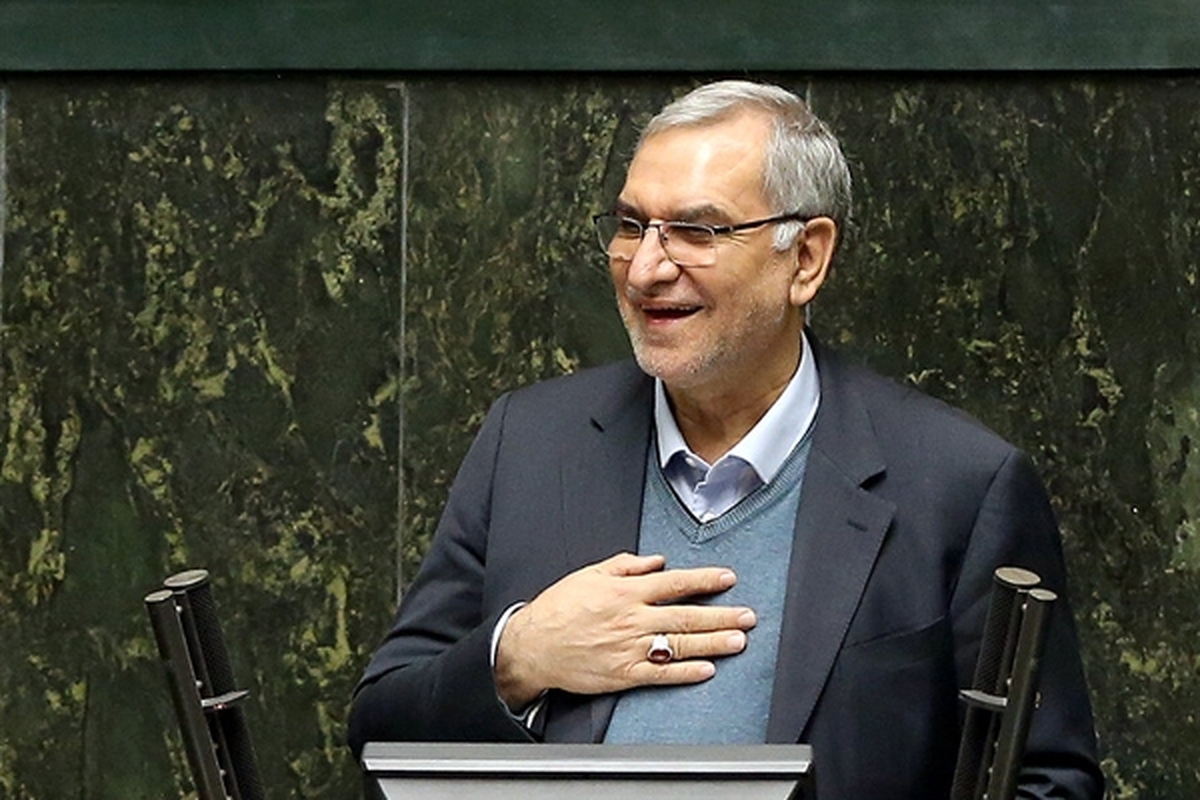 عضو کمیسیون بهداشت و درمان مجلس شورای اسلامی گفت: نمایندگان امضاکننده استیضاح وزیر بهداشت به این جمع‌بندی رسیده‌اند که از استیضاح انصراف داده و  از بهرام عین‌اللهی برای ادامه اقدامات بنیادین در راستای ارتقای نظام سلامت و آماده‌سازی زیرساخت‌های بهداشتی و درمانی، حمایت کنند.