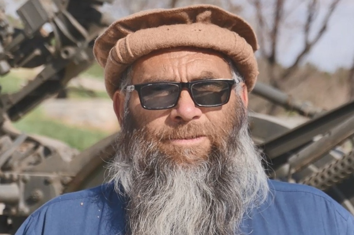 حکیم‌ اف سرباز ارتش سرخ شوروی که در هرات اسیر شده بود و در افغانستان زندگی می‌کرد امروز درگذشت.