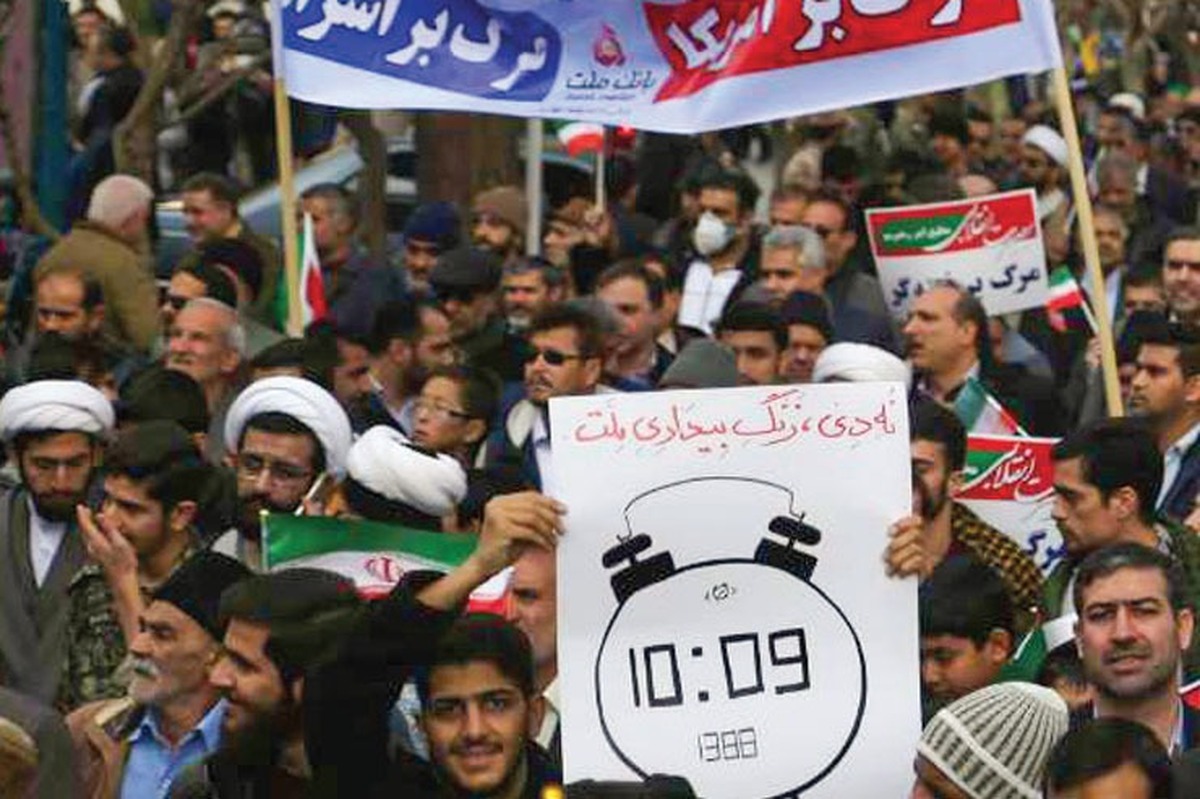 تیرماه ۷۸، تابستان و پاییز ۸۸، سال ۹۶، آبان ۹۸  یادآور حوادث تلخی برای مردم ایران اند و هر یک به بهانه‌ای رقم خورده اند و آسیب‌ها و هزینه‌های متعدد و گاه جبران ناپذیر فکری، فرهنگی، انسانی، اجتماعی و امنیتی را موجب شده اند؛ بنابراین نمی‌شود و نباید با پایان یافتن این وقایع به سادگی از کنارشان گذشت.
