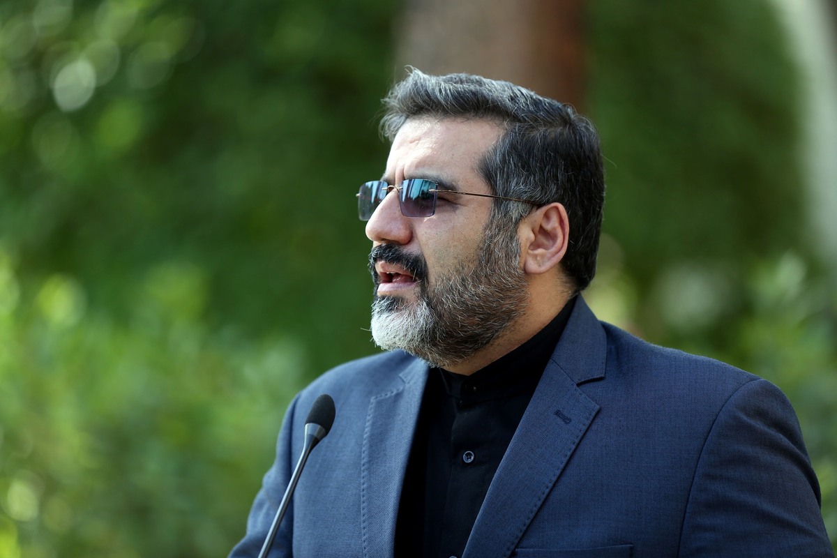وزیر فرهنگ و ارشاد اسلامی گفت: فضای جشنواره فیلم، تئاتر و موسیقی فجر خیلی خوب است و هم در این سه جشنواره و هم جشنواره تجسمی وضعیت خیلی خوبی داریم.