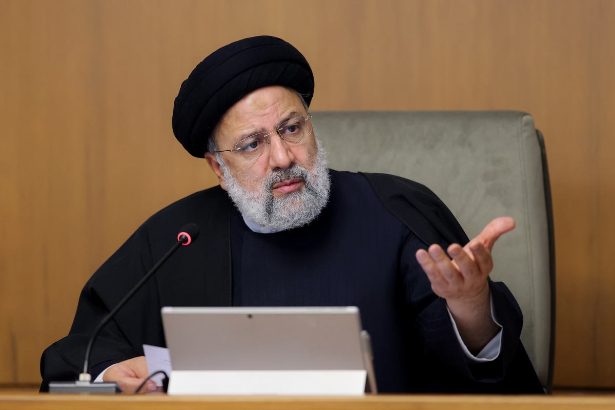 رئیس‌جمهور: مسئولان برای رفع دغدغه‌های مردم تلاش کنند| درباره اقدامات به سرانجام نرسیده هم به مردم گزارش دهید