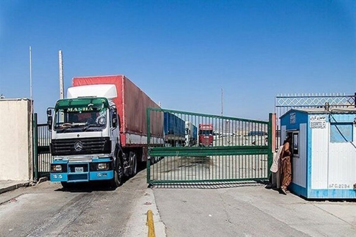 مدیرکل راهداری و حمل و نقل جاده ای خراسان رضوی گفت طبق توافق صورت گرفته بین جمهوری اسلامی ایران و افغانستان ظرفیت تردد ناوگان تجاری روزانه به هزار و ۲۰۰ دستگاه کامیون می رسد.