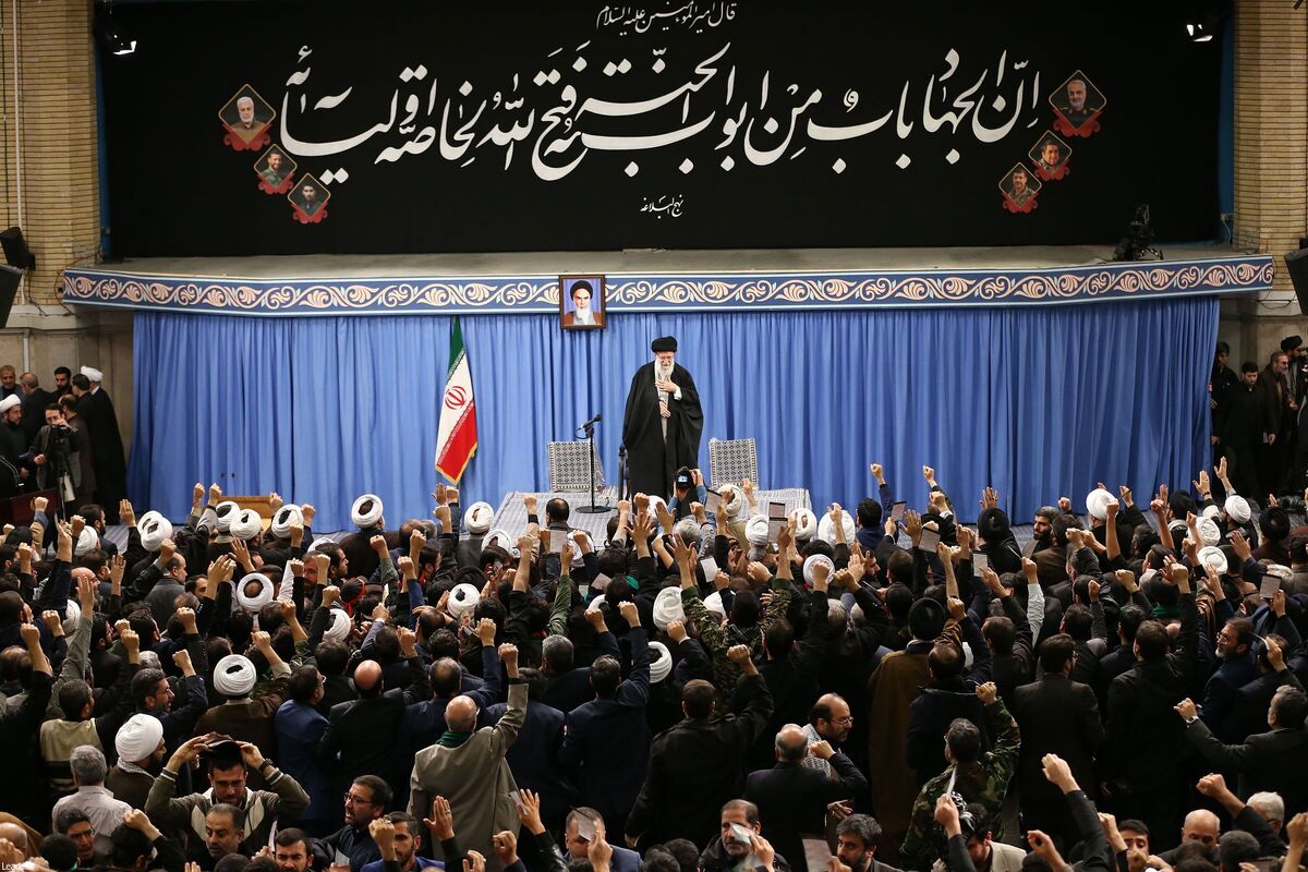جزئیات برنامه ثبت نام اولیه دیدار و تشرّف مردم انقلابی قم به محضر رهبر معظم انقلاب اسلامی در سالگرد قیام یوم الله ۱۹دی از سوی شورای هماهنگی تبلیغات اسلامی استان قم اعلام شد.