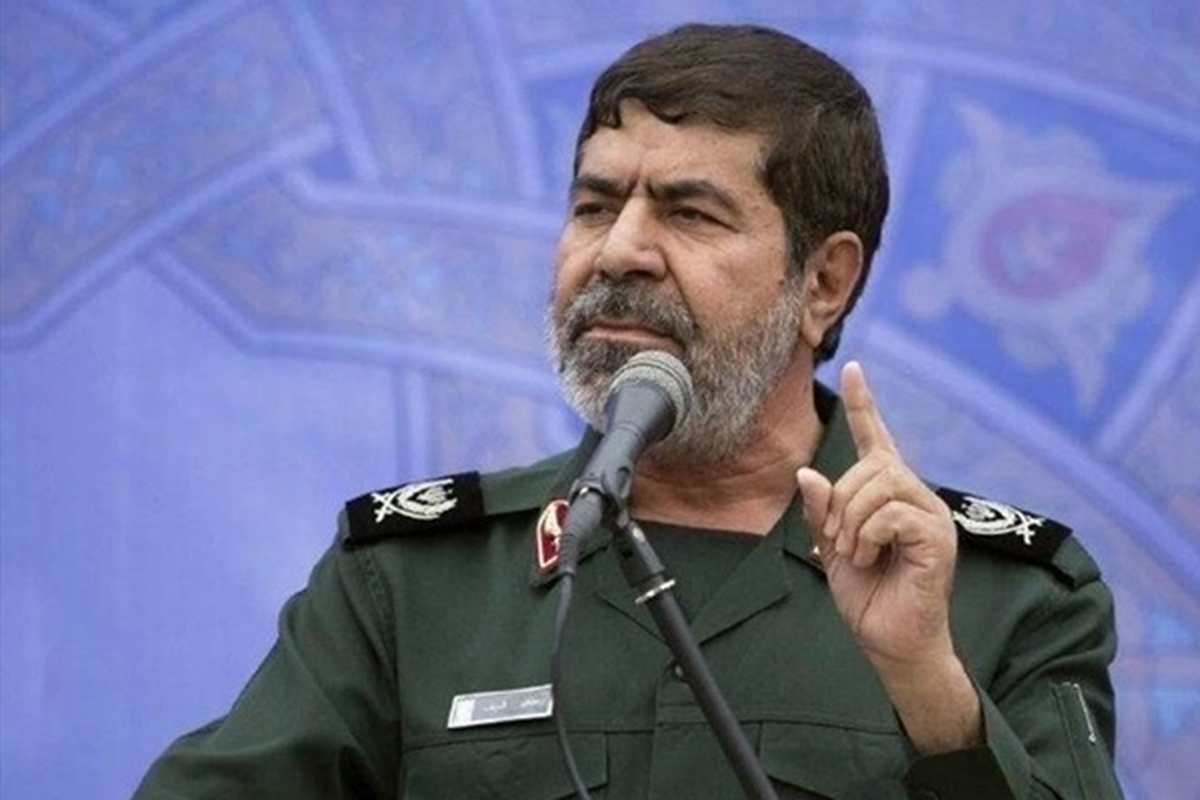 سخنگوی سپاه گفت: آخرین توطئه دشمن بر خلاف ظاهر پر سروصدا، جزو ضعیف‌ترین آشوبات است زیرا هیچ استحکامی در پشت پرده وجود ندارد.