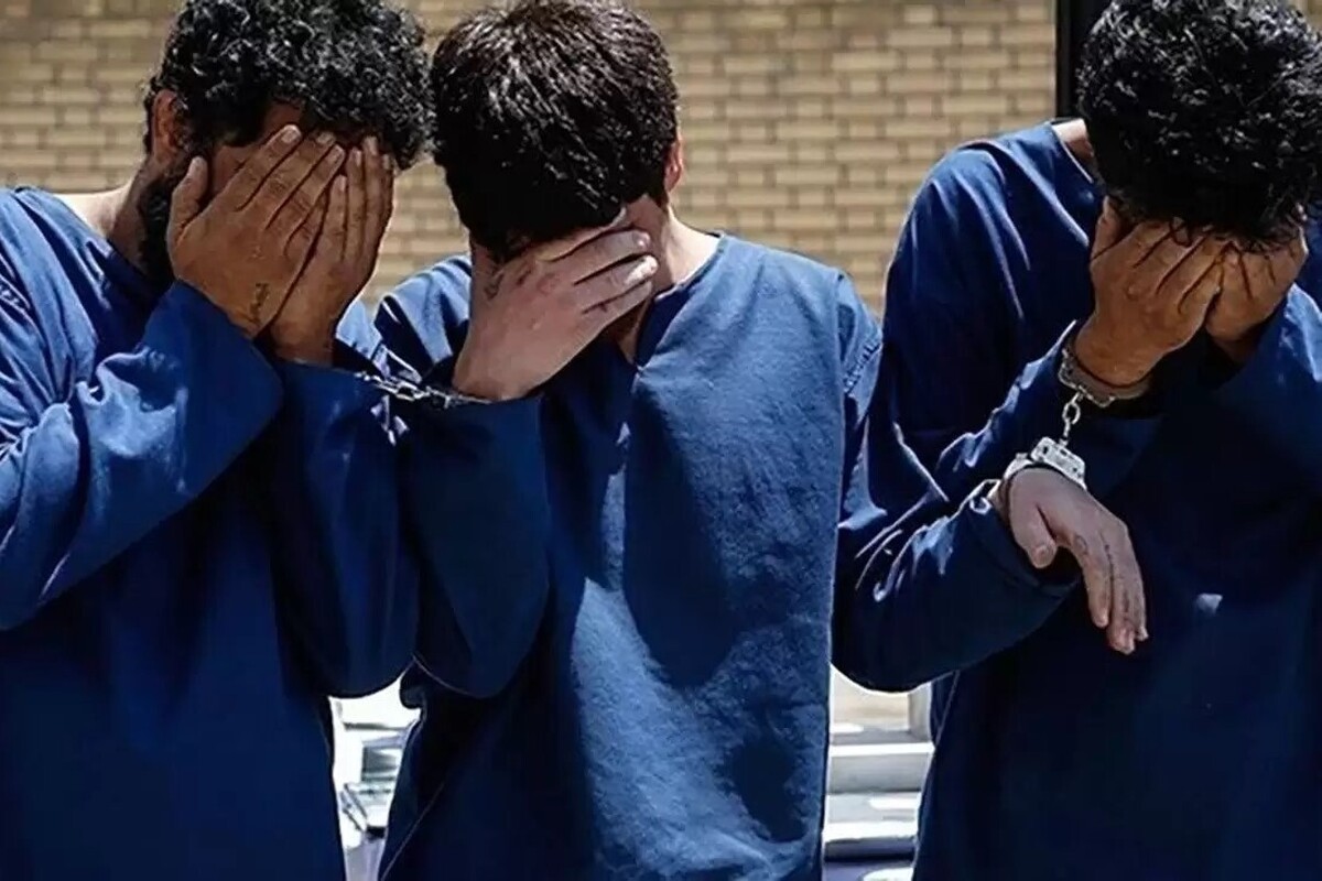 باند سرقت دانش آموزان معتاد، درحالی با تلاش گسترده نیرو‌های کلانتری نجفی مشهد متلاشی شد که توزیع کننده مواد مخدر در یکی از پارک ها، سرکردگی سرقت موتورسیکلت از مقابل مراکز آموزشی را به عهده داشت.