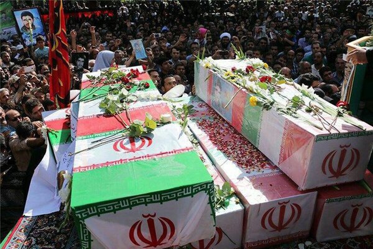با اتفاقات اخیر همین تدفین شهدای گمنام در این چند روز به ویژه ۱۲ شهیدی که در خراسان رضوی مهمان ما هستند نشان داد مردم به ویژه بانوان باز هم با آرمان‌های انقلاب بیعت کردند
