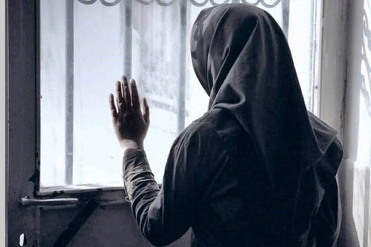 زن ۳۷ ساله مشهدی می‌گوید سومین شوهرش او را فریب داده و اموالش را تصاحب کرده است.