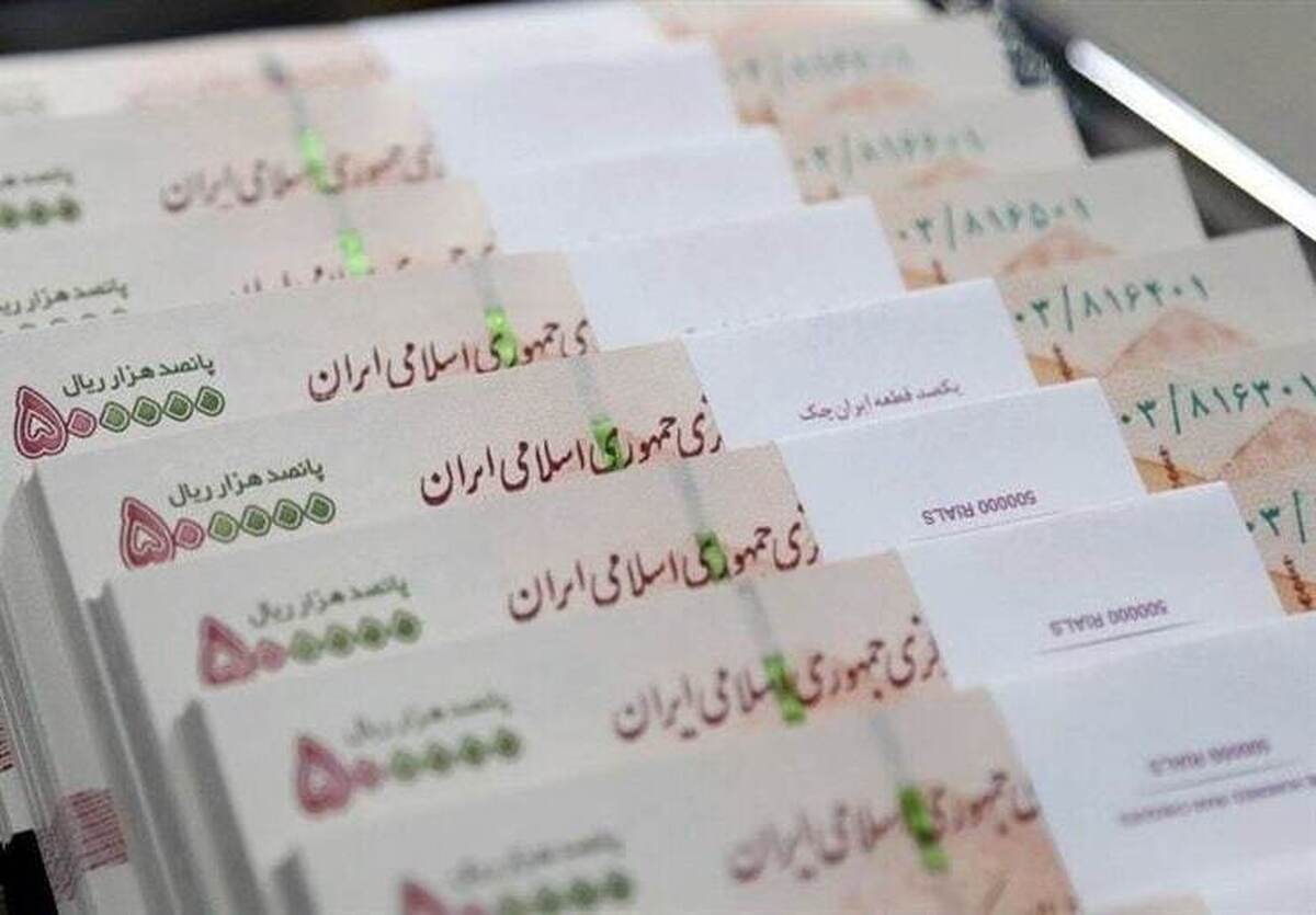 سخنگوی کمیسیون اجتماعی مجلس گفت: طبق تصمیم کمیسیون، مقرر شد حقوق کارکنان دولت در سال آینده ۳۰ درصد افزایش یابد و مستمری مددجویان کمیته امداد و سازمان بهزیستی نیز در سال آینده افزایش ۴۰ درصدی داشته باشد.