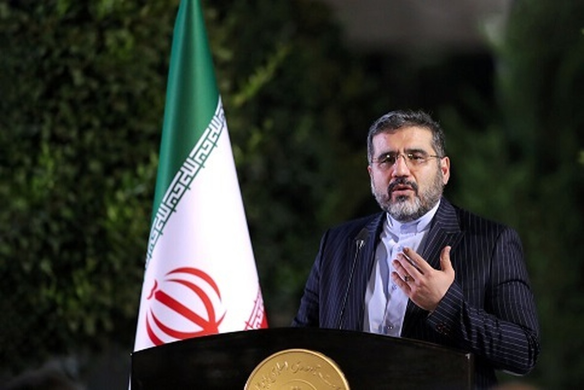 محمد مهدی اسماعیلی وزیر فرهنگ در پی انتشار ویدیویی در فضای مجازی با محتوای «توهین به هنرمندان حوزه موسیقی» دستور پیگیری ویژه را در این‌باره صادر کرد.
