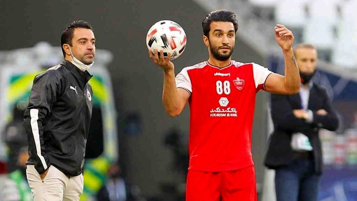 معاون ورزشی باشگاه پرسپولیس برای هافبک مغضوب تیمش وساطت کرد.