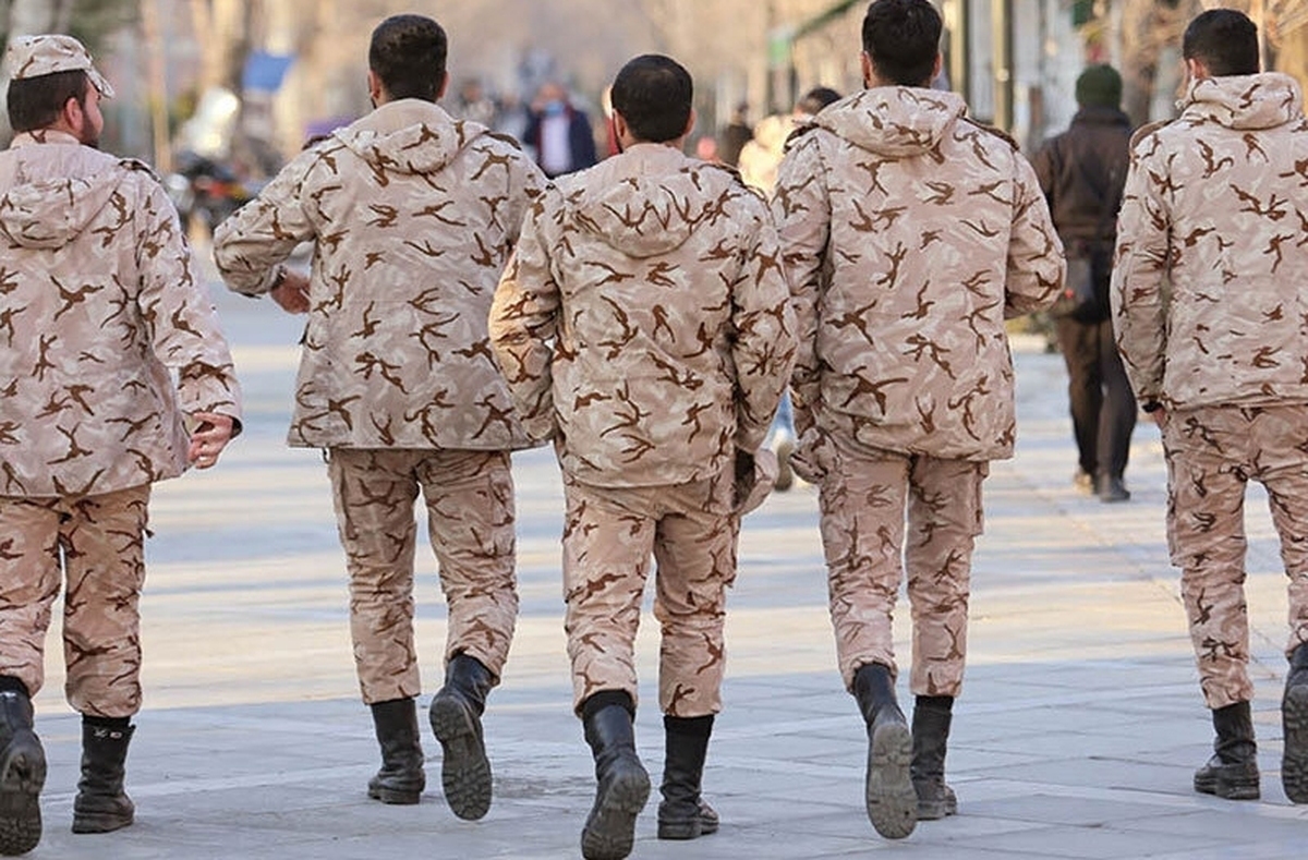 نایب رئیس کمیسیون اجتماعی مجلس نظر این کمیسیون در خصوص افزایش حقوق سربازان در سال آینده را اعلام کرد.