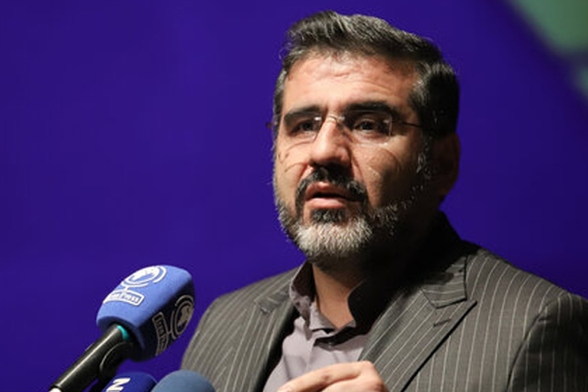 وزیر فرهنگ و ارشاد اسلامی در مراسم اختتامیه جشنواره تئاتر فجر چهل و یکم تصریح کرد: اهالی تئاتر خوشد درخشیدند و اتفاقی که در تئاتر افتاد بسیار بزرگ بود.