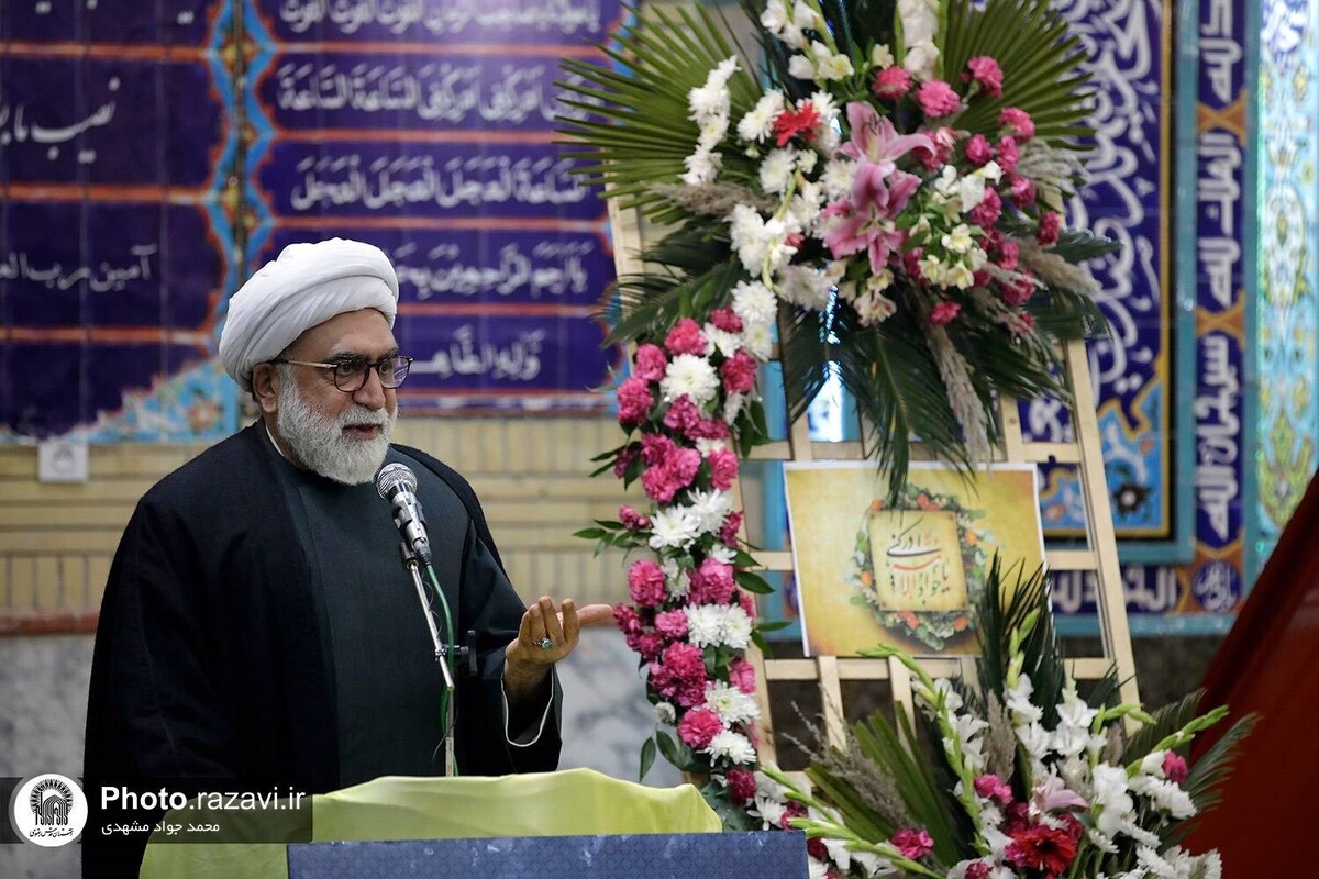 تولیت آستان قدس رضوی استقلال و رهایی از وابستگی را از بزرگترین دستاوردهای انقلاب اسلامی ایران دانست.