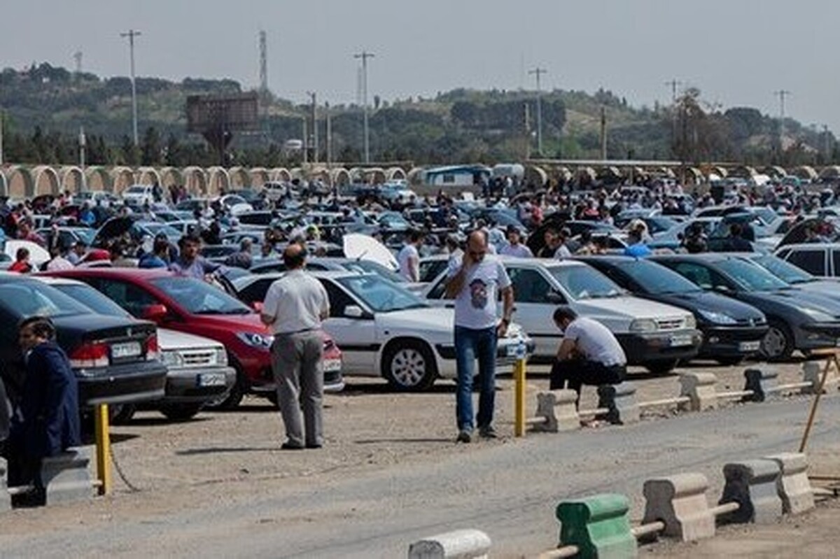 بازار خودرو دیروز همچنان شاهد افزایش قیمت‌ها بود؛ اگرچه نوسان قیمت‌ها اندک بود، اما بازار به روند صعودی خود ادامه داد.