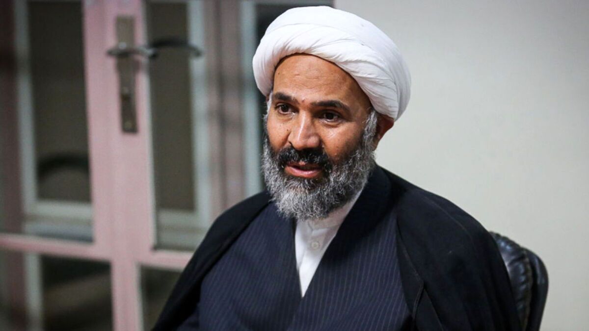 نماینده مردم مشهد و کلات در مجلس شورای اسلامی عنوان کرد: براساس برنامه‌ریزی و مذاکرات صورت گرفته باید تلاش شود مسائل مربوط به بن‌بست‌های ایجاد شده در محلات حاشیه‌ای مشهد حل شود.