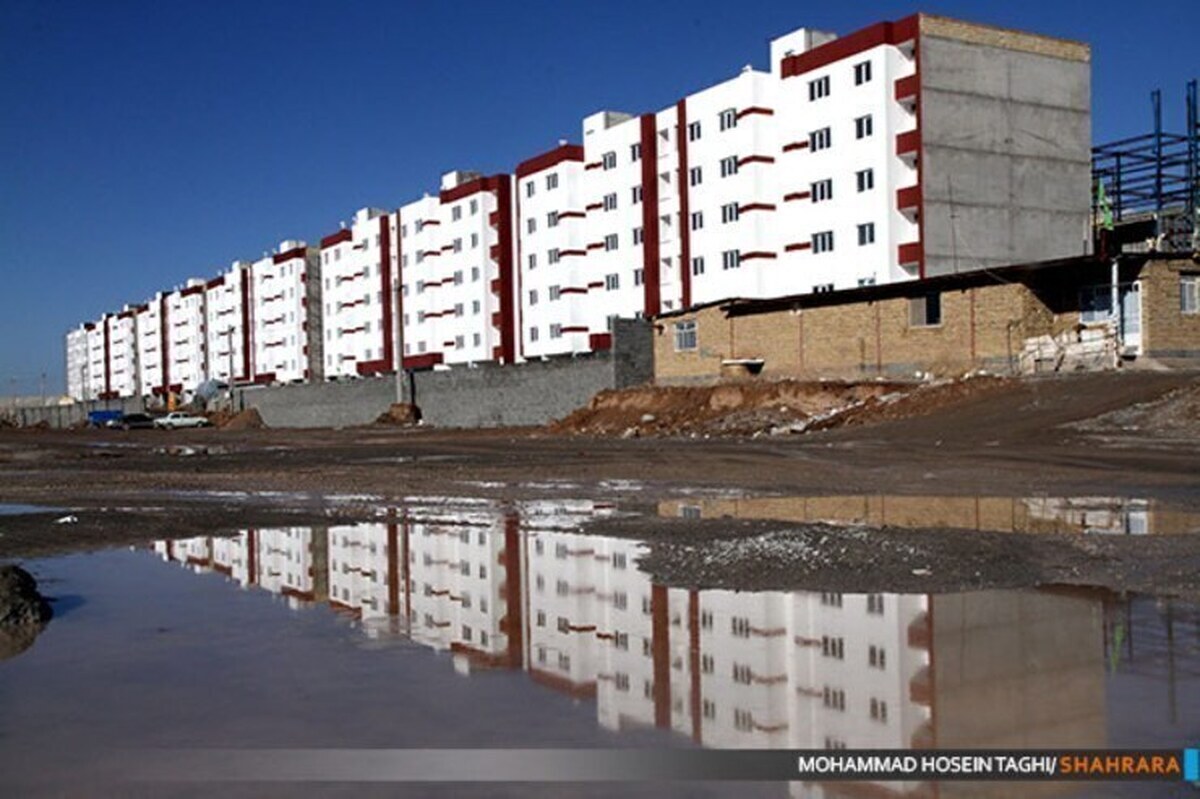 در شهر تهران با یک میلیارد تومان نقدینگی، ۴۸۰ میلیون تومان وام و حدود ۳۰۰ میلیون تومان نرخ رهن می‌توانید صاحب آپارتمان شوید.