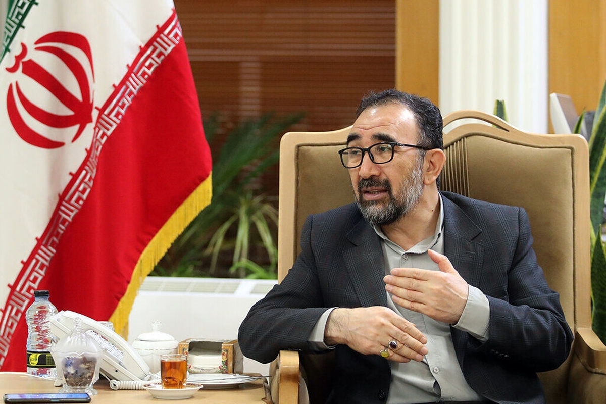 استاندار خراسان رضوی گفت: دوطرفه کردن تبادل کالا در بازارچه مرزی دوغارون در تایباد به نفع مرزنشینان کشورهای ایران و افغانستان است.