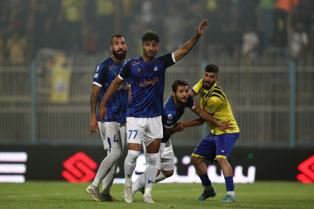 استقلال موفق شد نفت را در آزادی شکست دهد.
