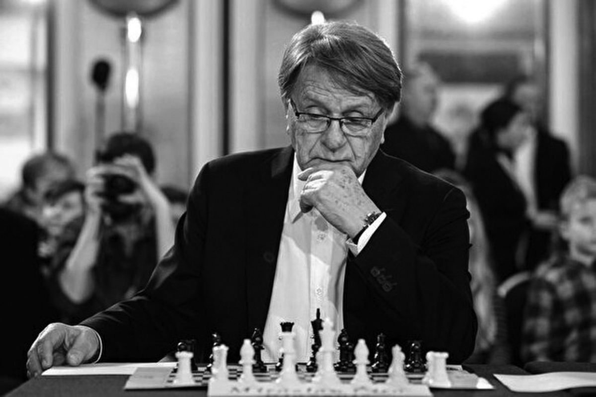 میروسلاو بلاژویچ (Miroslav Blažević)، سرمربی سابق تیم ملی فوتبال ایران، دقایقی پیش از دنیا رفت.