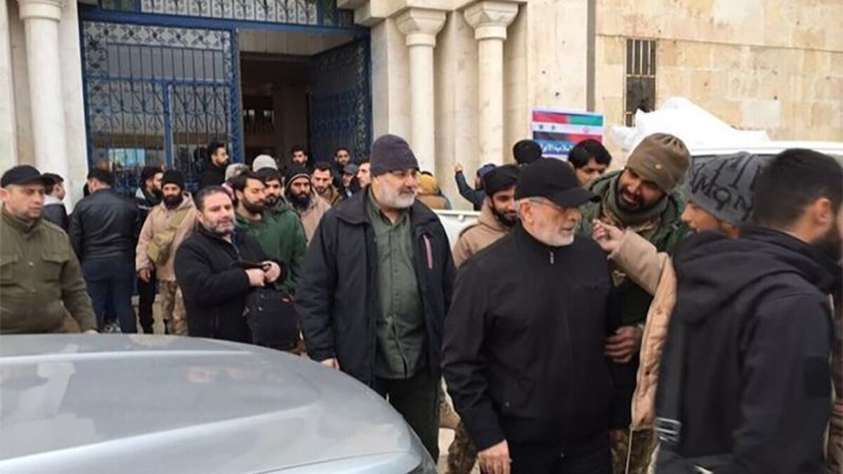 سردار سرتیپ «اسماعیل قاآنی» فرمانده نیروی قدس سپاه پاسداران انقلاب اسلامی عصر امروز (چهارشنبه) برای نظارت بر امدادرسانی به مردم سوریه وارد شهر حلب در شمال غرب سوریه شد.