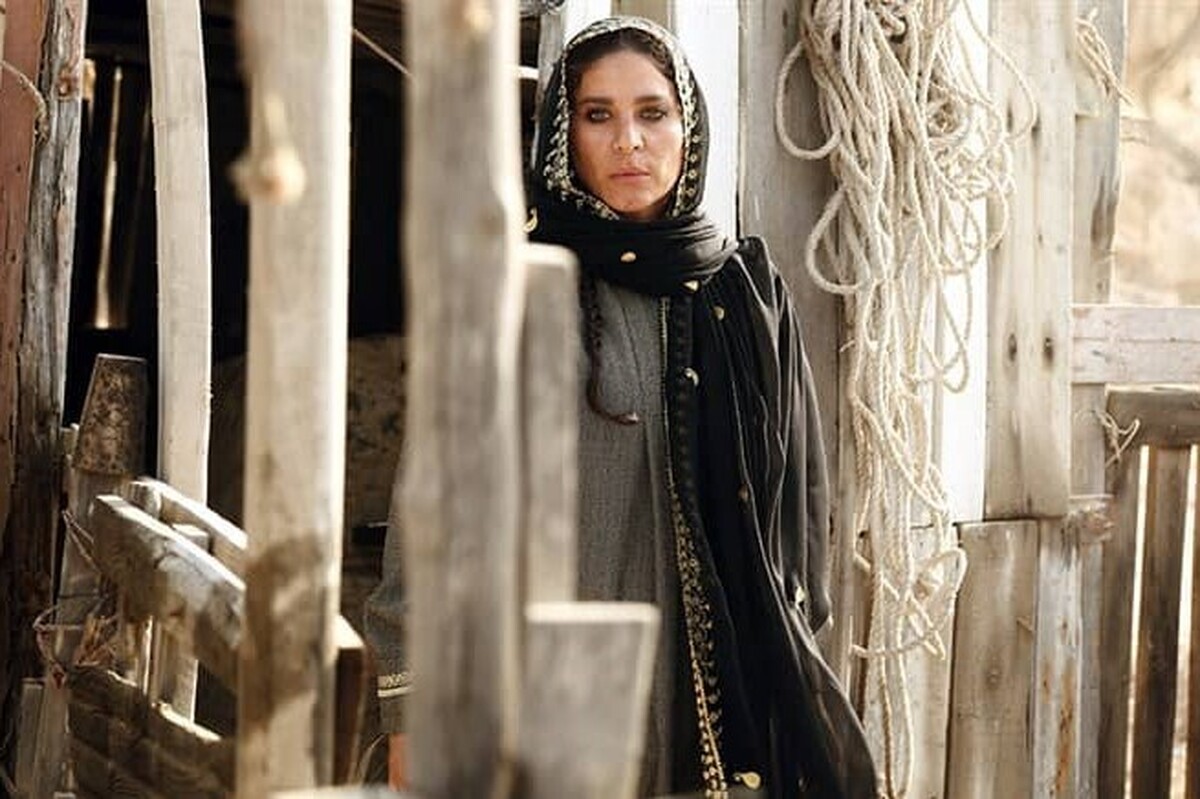تیزر رسمی فیلم سینمایی یادگار جنوب در چهل و یکمین جشنواره بین المللی فیلم فجر را اینجا ببینید.