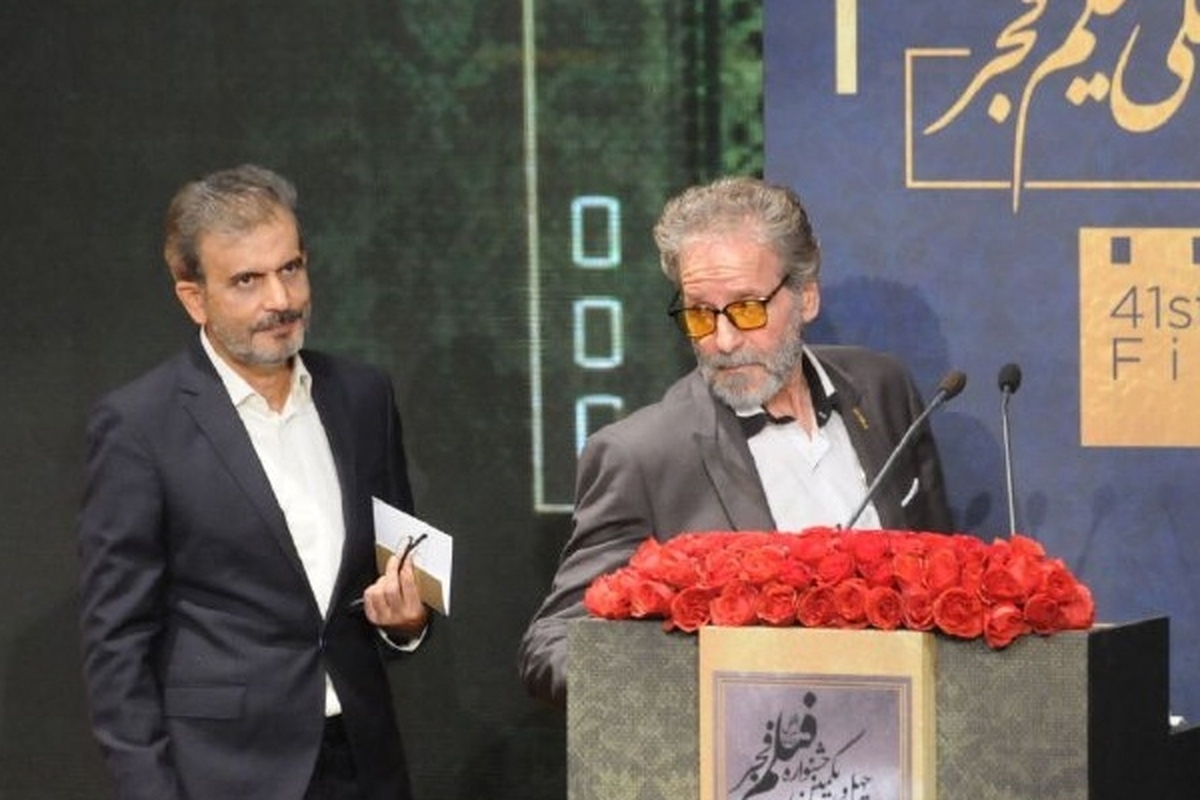 ابوالفضل پورعرب، بازیگر پیشکسوت سینما و تلویزیون گفت: این بچه‌هایی که نیامدند به هر حال جوانند و ما هم در آن زمان اشتباهات زیاد داشتیم. ما باید جوانانی که به جشنواره نیامدند ببخشیم.