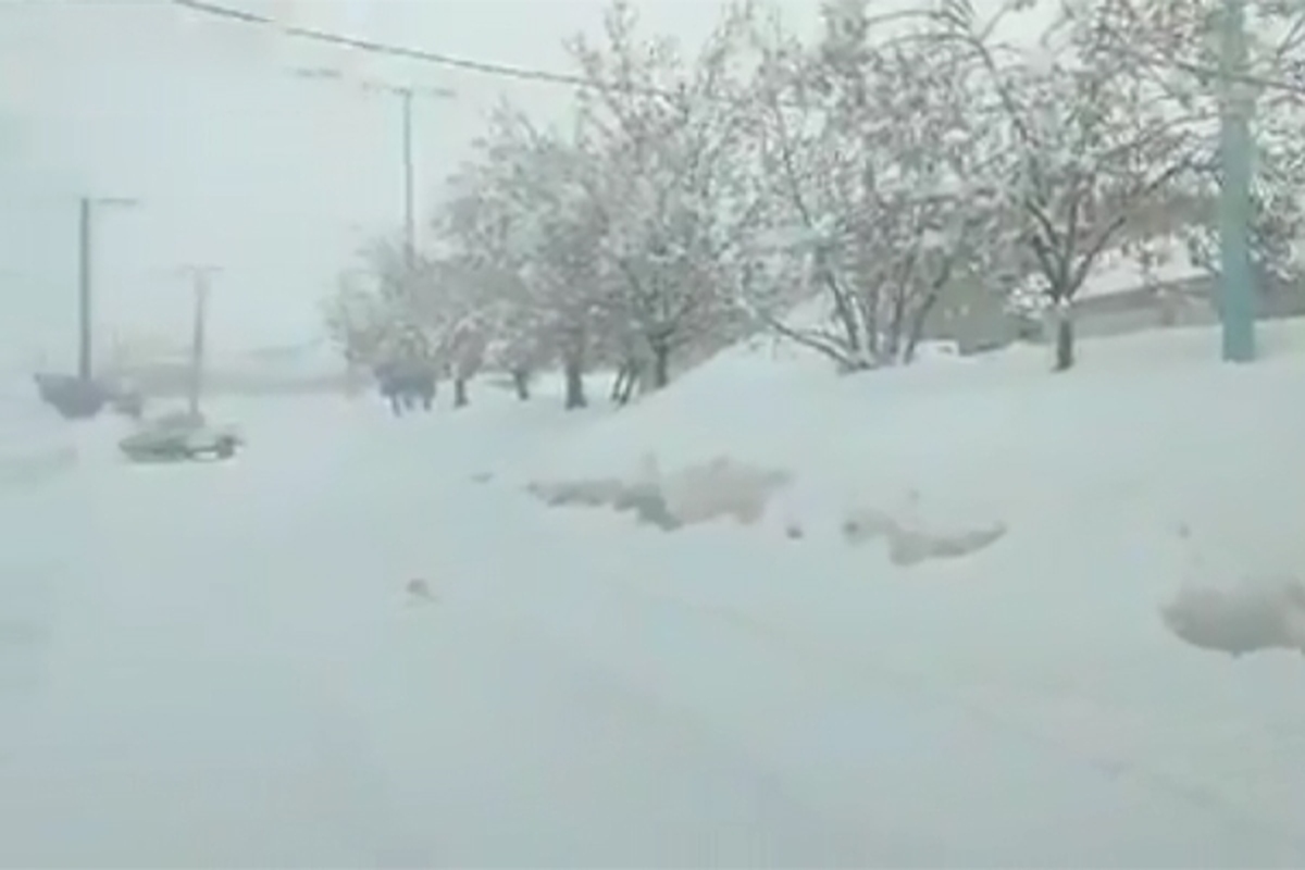ارتفاع کل برف در «کوهرنگ» به ۱۸۹ سانتی‌متر رسید.