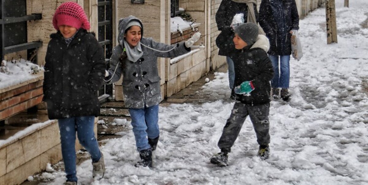 پیش‌بینی تداوم بارش‌ها در کشور و یخبندان در ۱۴ استان (۲۵ بهمن ماه ۱۴۰۱)