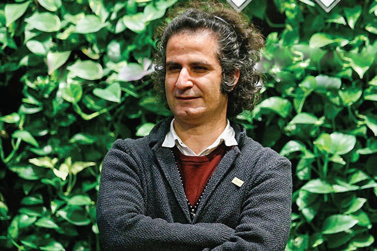 «گیج گاه» قرار بود در پاییز امسال روی پرده سینما‌ها برود، ولی اکران آن منتفی شد و همچنان خبری از نمایش عمومی این فیلم بعد از گذشت نزدیک به سه سال نیست.